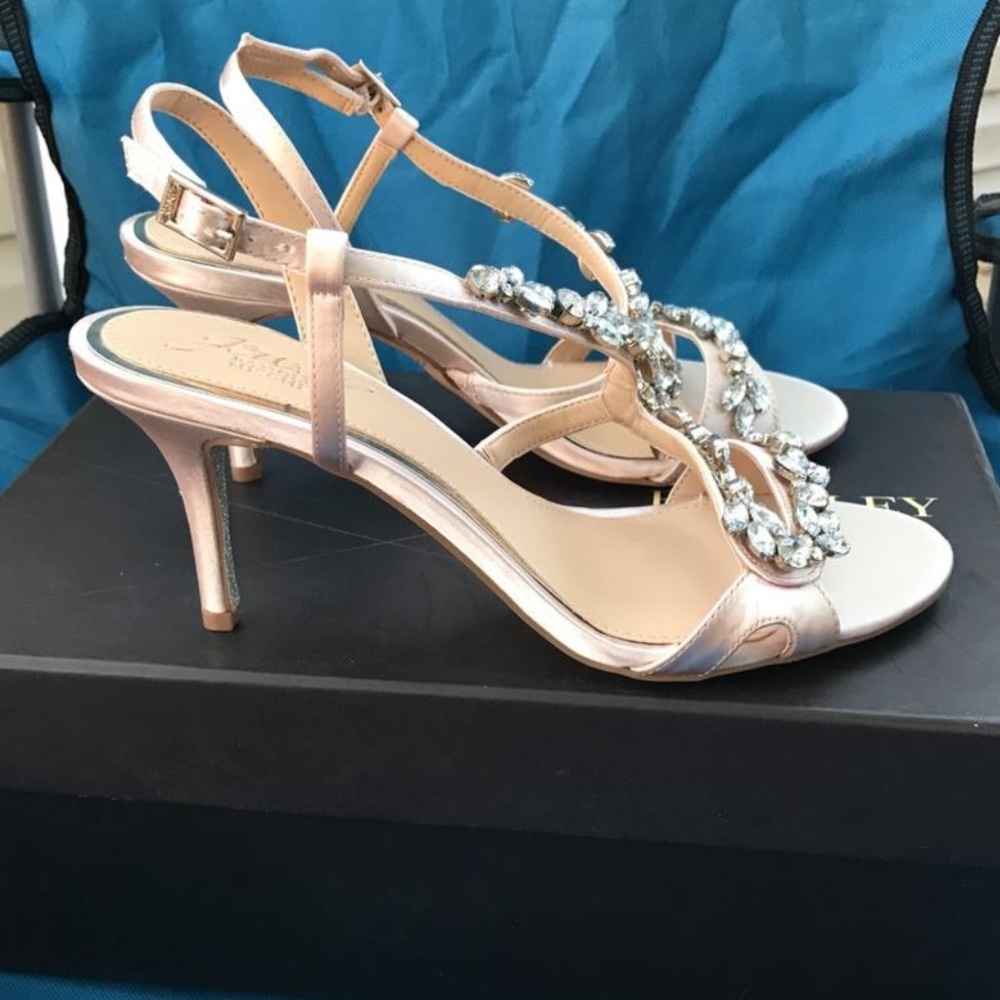 Jewell Badgley Mischka ganet asimetrycal champagne - Picture 11 of 12